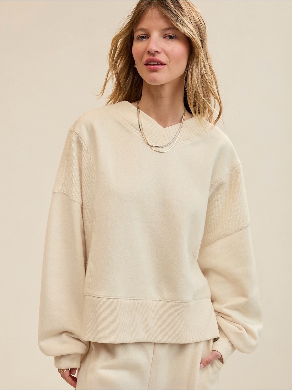 NWT aerie Après-Chill Sweatshirt Pullover in Natural